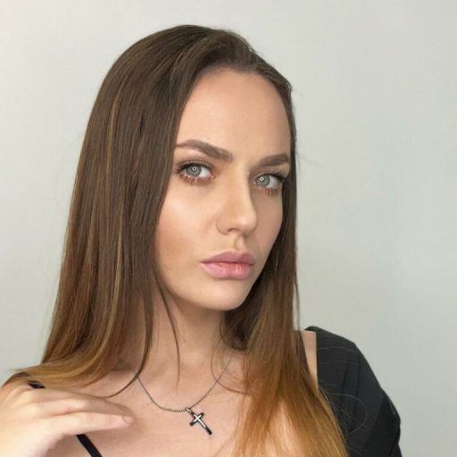 VictoriaAuraI cam naked image