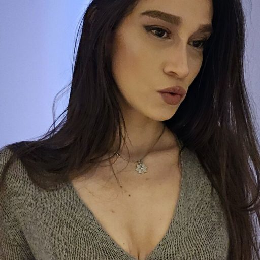 VictoriaDesiray dildo real image