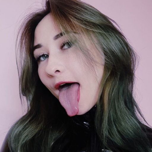 VikaCheers amateur lush image