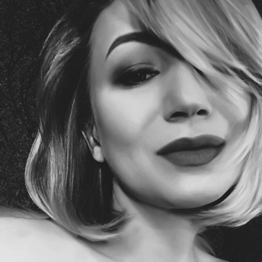 ViktoriaQuince webcam free image