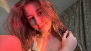 ViolettaBloom webcam free image