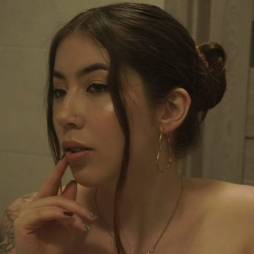 VivaLu pussy show image