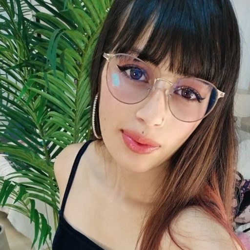 YiyisRebel amateur lush image