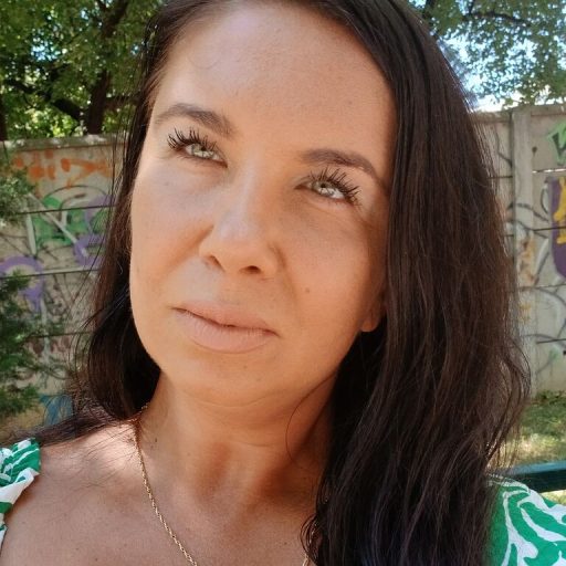 YvonnaElena toy jasmin image