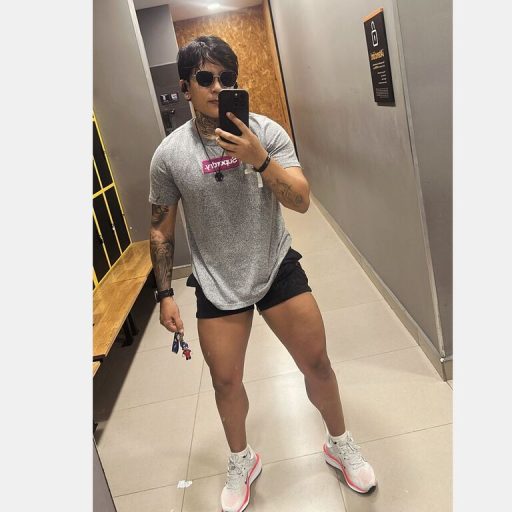 ZhoeBurton pictures toy image