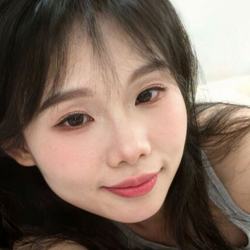 lingzi strip amateur image