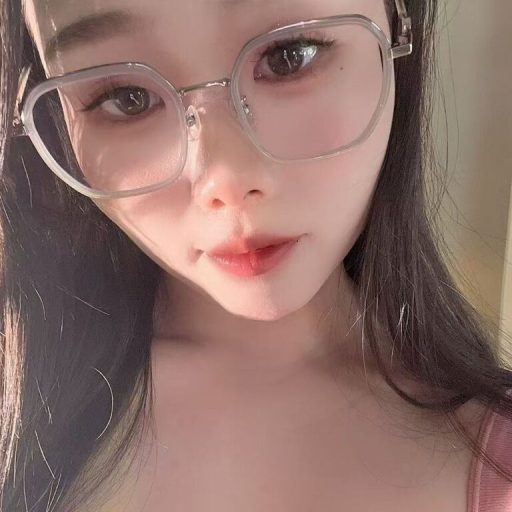 lingzi strip amateur image